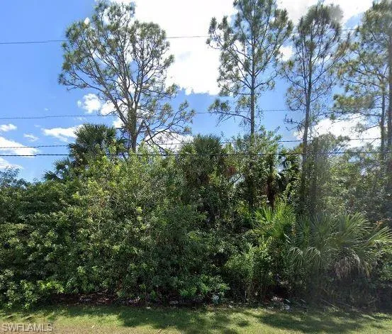 2470 24th Ave Ne, Naples, Florida 34120