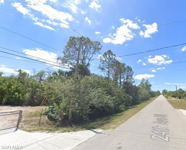 2470 24th Ave Ne, Naples, Florida 34120