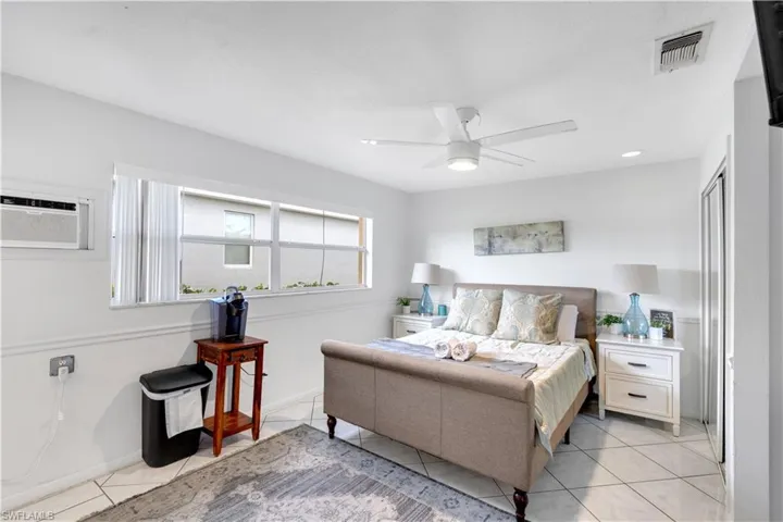 4353 Country Club Blvd C, Cape Coral, Florida 33904