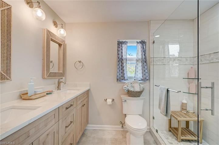 Primary Bathroom/Dual Sinks