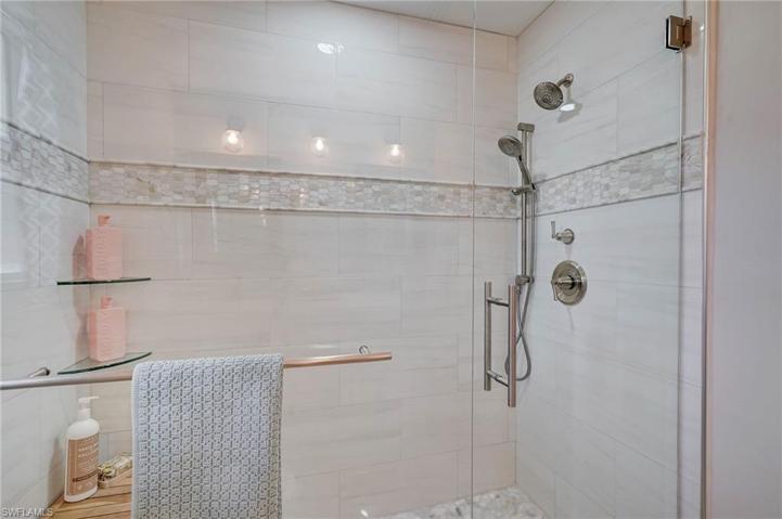 Primary Bathroon/Shower Only
