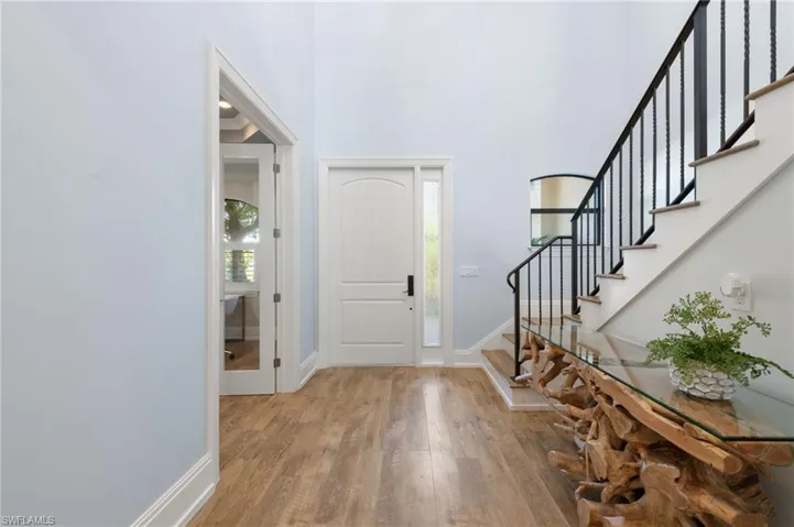 2863 Coco Lakes Dr, Naples, Florida 34105