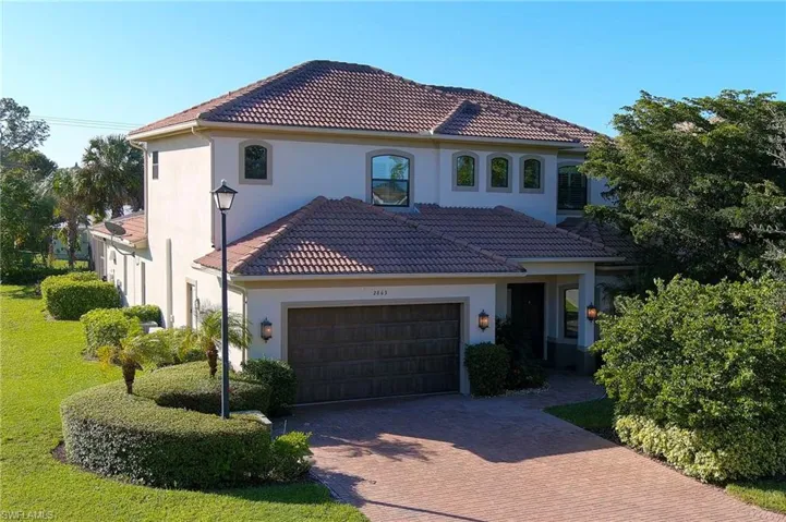 2863 Coco Lakes Dr, Naples, Florida 34105