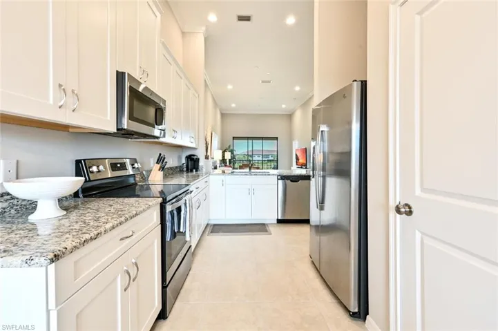 9386 Pocida Ct 204, Naples, Florida 34119