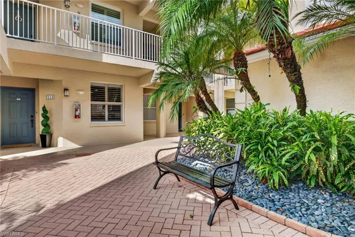 3554 Haldeman Creek Dr 111, Naples, Florida 34112