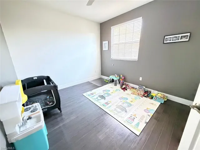 7317 Bristol Cir, Naples, Florida 34120