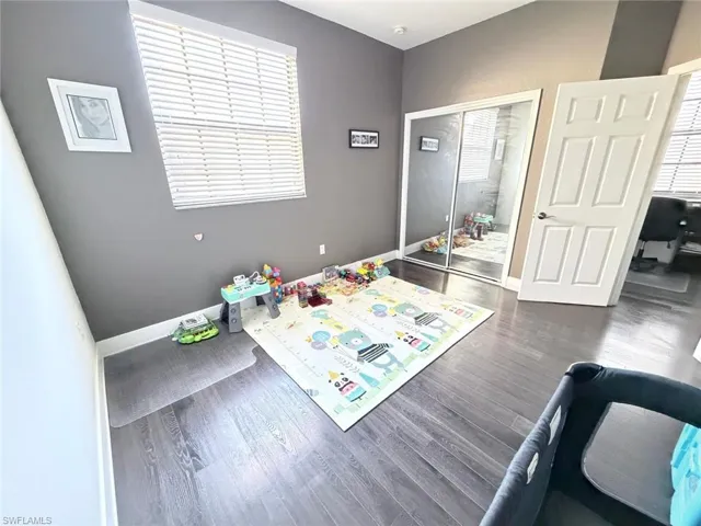 7317 Bristol Cir, Naples, Florida 34120