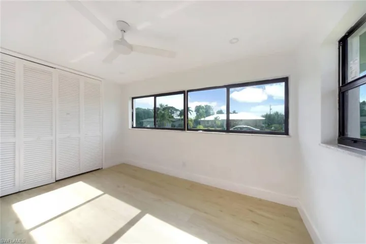 215 SE 46th  TER, Cape Coral, FL 33904