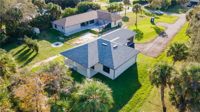 1028  19th SW ST, Naples, FL 34117