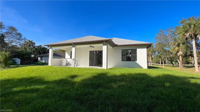 1028  19th SW ST, Naples, FL 34117