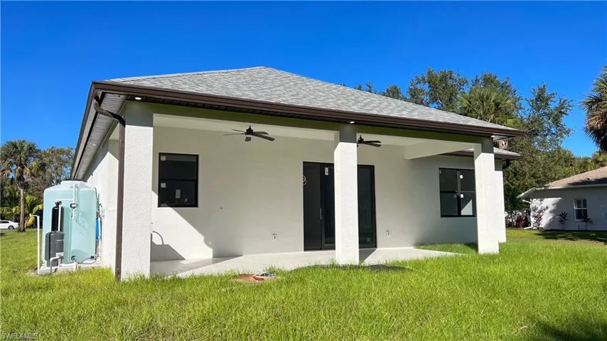 1028  19th SW ST, Naples, FL 34117