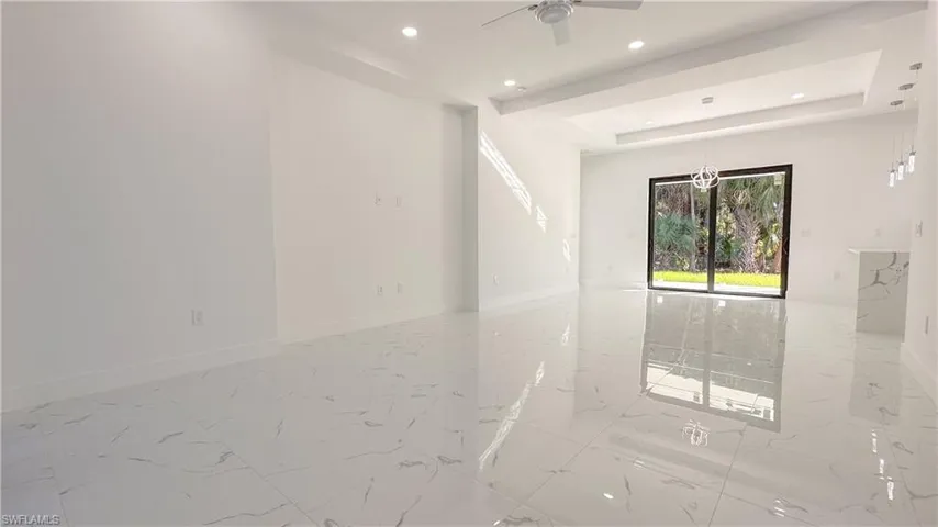 1028  19th SW ST, Naples, FL 34117