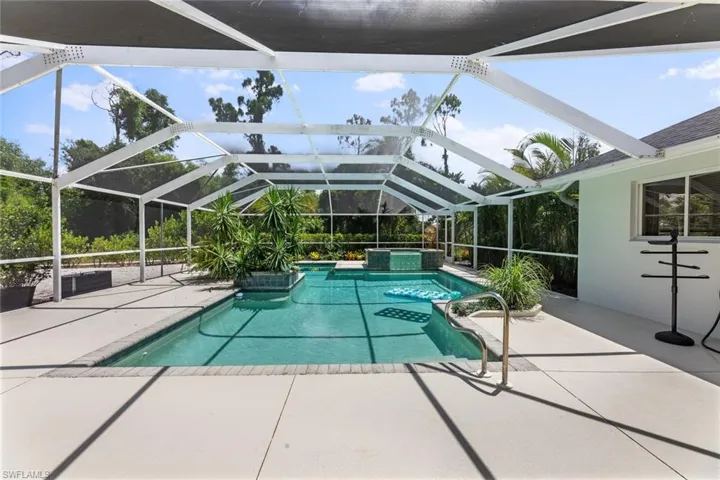 7461 Bear Hollow Cir, Fort Myers Fl 33967