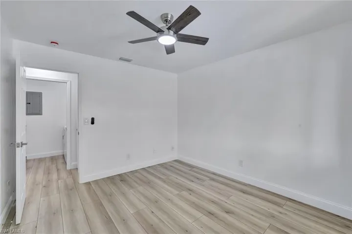 175 Cypress Way E # B205, Naples Fl 34110