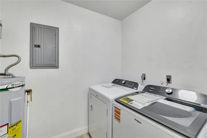 175 Cypress Way E # B205, Naples Fl 34110