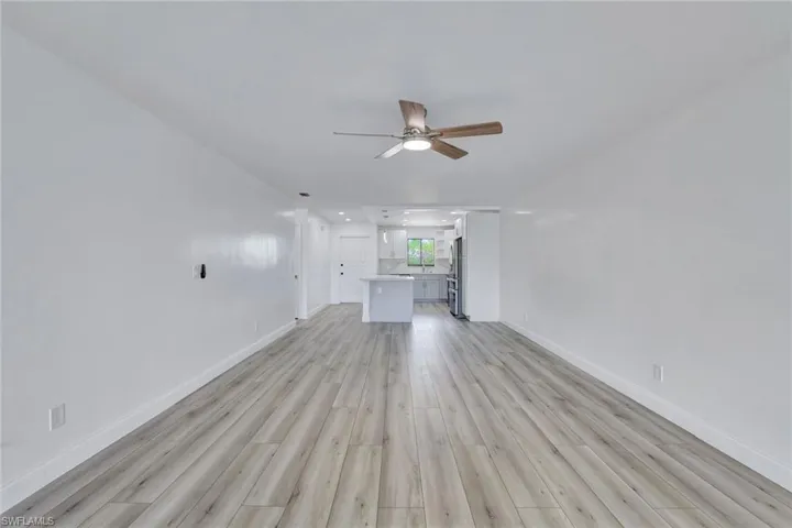 175 Cypress Way E # B205, Naples Fl 34110