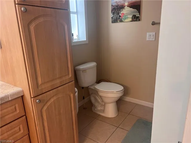 429  Riviera W BLVD, Naples, FL 34112