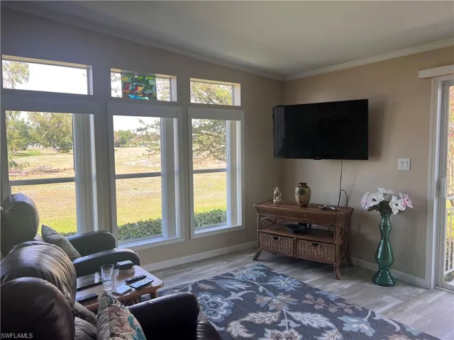 429  Riviera W BLVD, Naples, FL 34112
