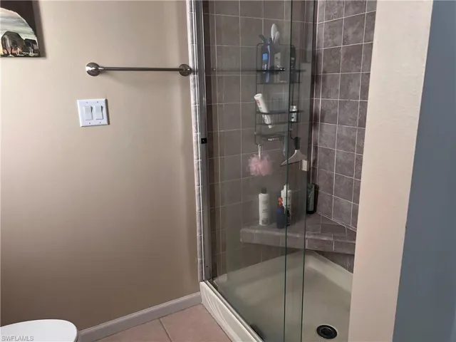 429  Riviera W BLVD, Naples, FL 34112