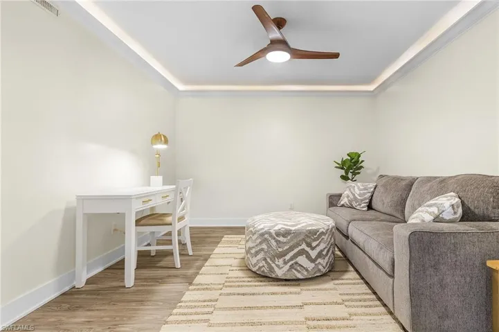 Den/3rd bedroom