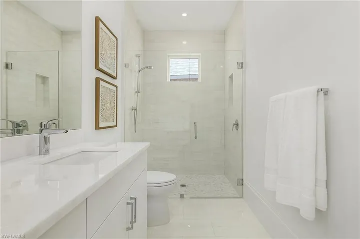 Guest Bath 2