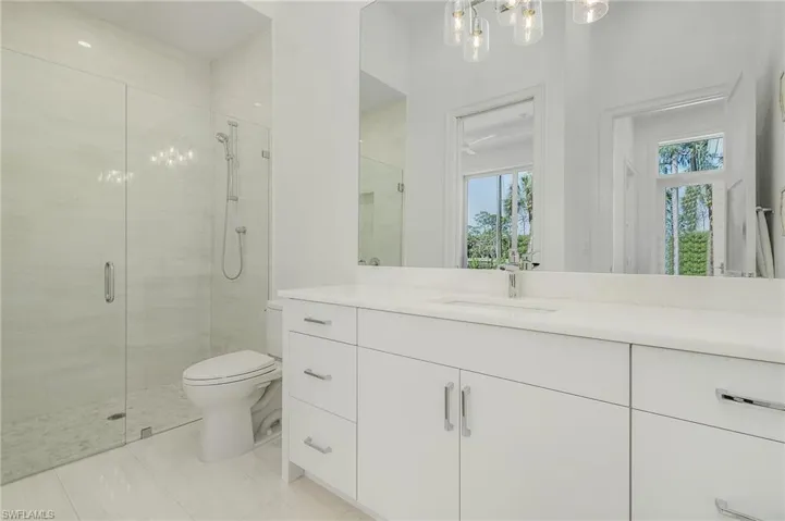 Guest Bath 1