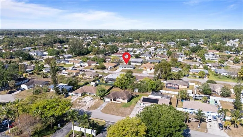 Aerial view featuring a residential view
