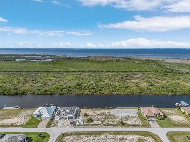 3338 NW 47th  AVE, Cape Coral, FL 33993