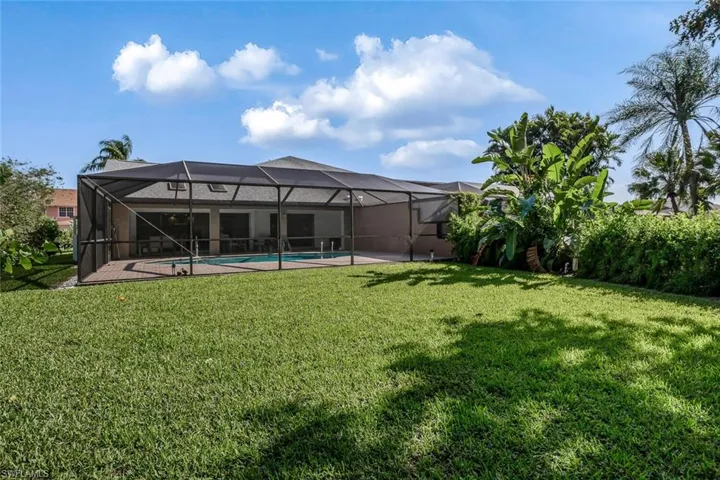 19962  Lake Vista  CIR, Lehigh Acres, FL 33936