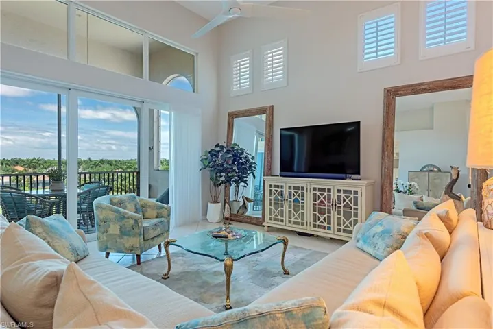 1590 Clermont Dr K-403, Naples, Florida 34109