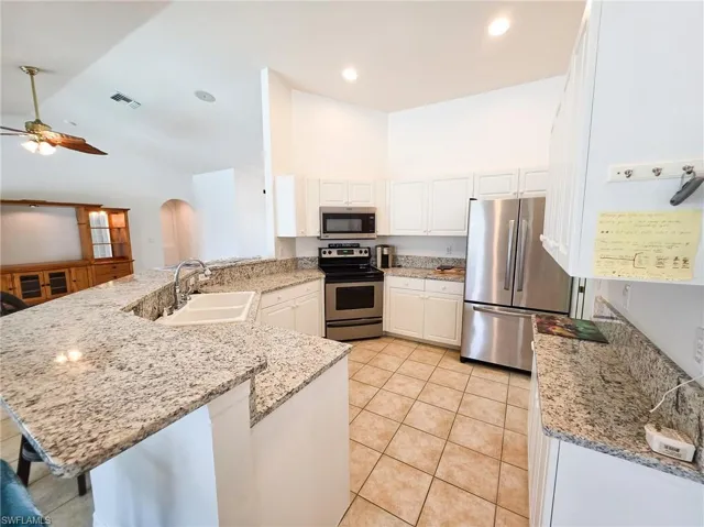 1811 Savona Pkwy W, Cape Coral, Florida 33914