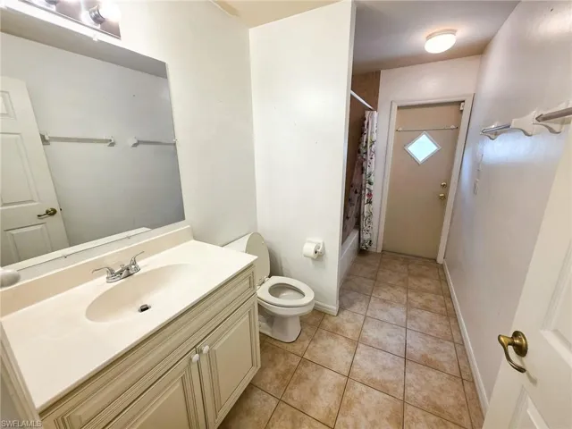 1811 Savona Pkwy W, Cape Coral, Florida 33914