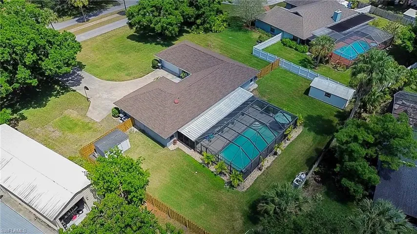 1012  Ponce De Leon  AVE, Clewiston, FL 33440
