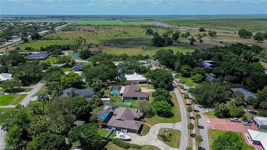 1012  Ponce De Leon  AVE, Clewiston, FL 33440