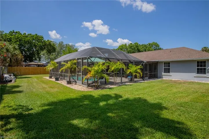 1012  Ponce De Leon  AVE, Clewiston, FL 33440