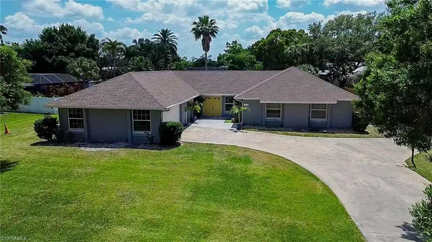1012  Ponce De Leon  AVE, Clewiston, FL 33440