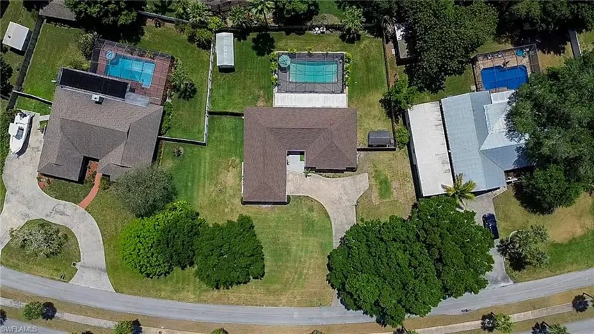 1012  Ponce De Leon  AVE, Clewiston, FL 33440