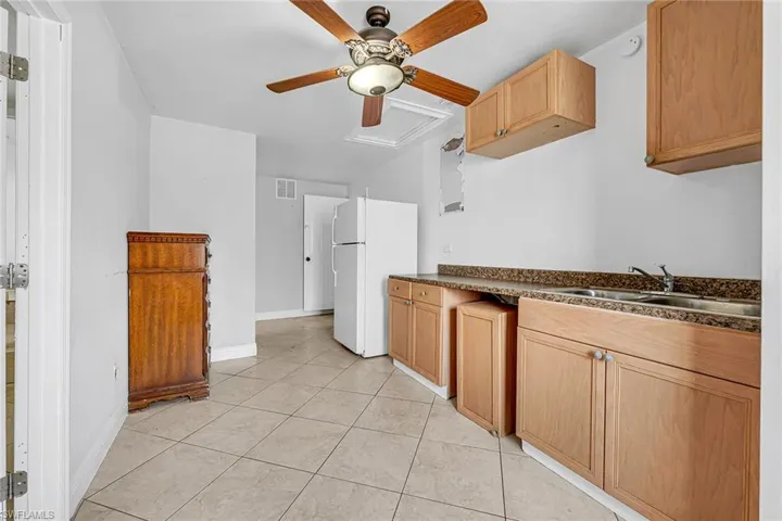 4838  Tahiti  LN, Naples, FL 34112