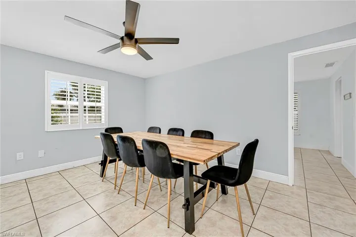 4838  Tahiti  LN, Naples, FL 34112