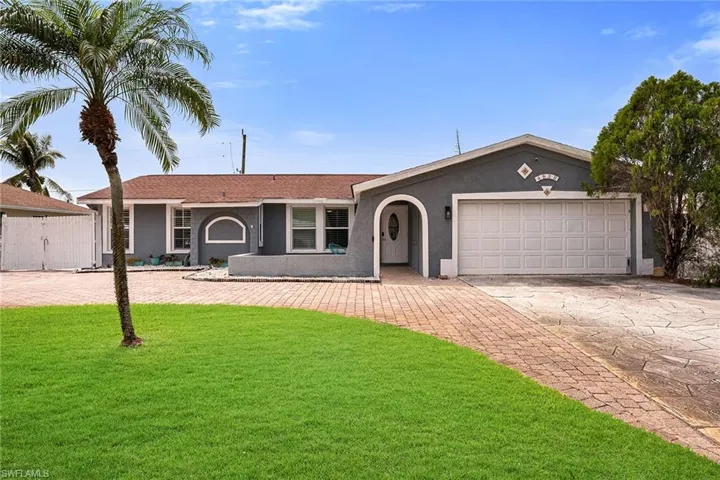 4838  Tahiti  LN, Naples, FL 34112