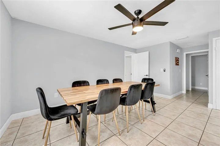 4838  Tahiti  LN, Naples, FL 34112