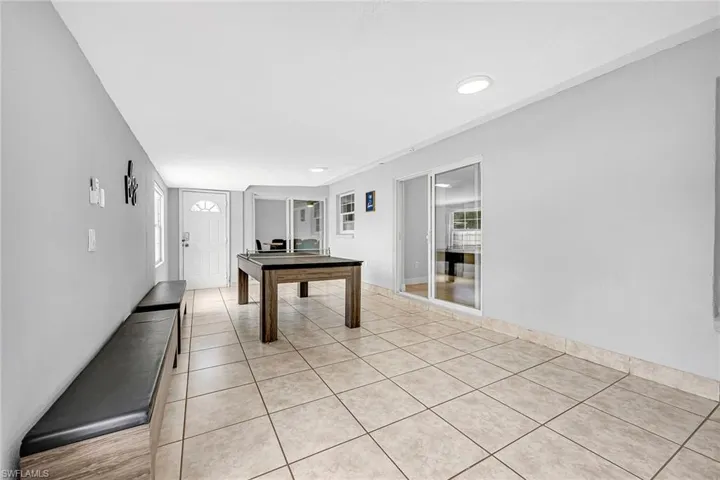 4838  Tahiti  LN, Naples, FL 34112