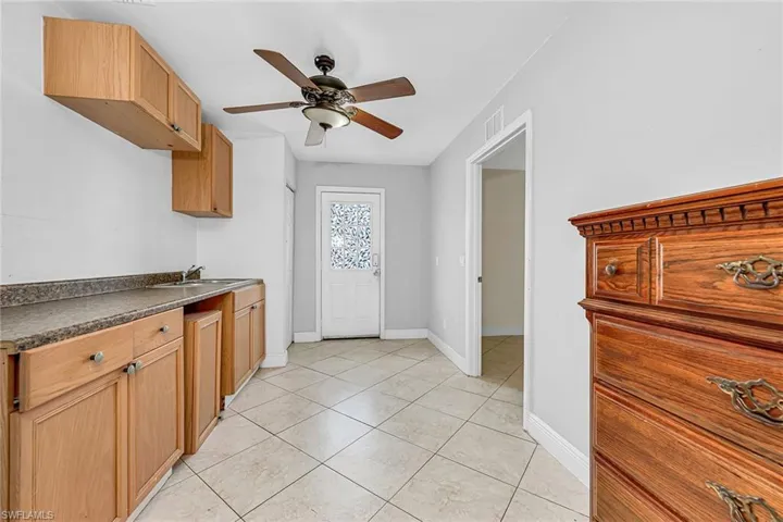 4838  Tahiti  LN, Naples, FL 34112