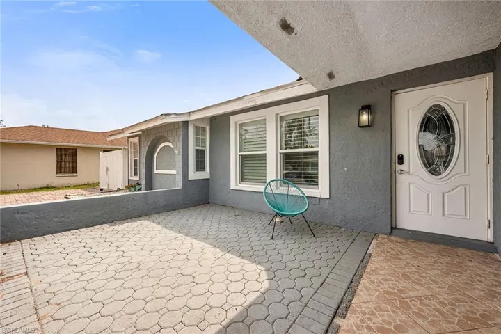 4838  Tahiti  LN, Naples, FL 34112