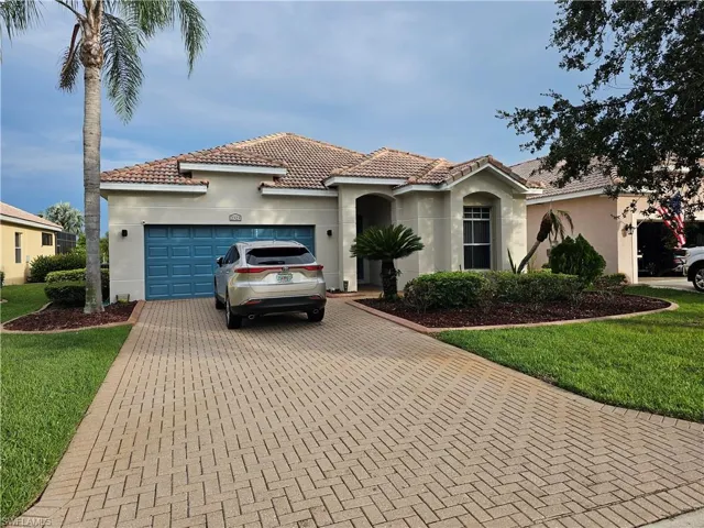 2323 Baynmar Dr, Lehigh Acres, Florida 33973