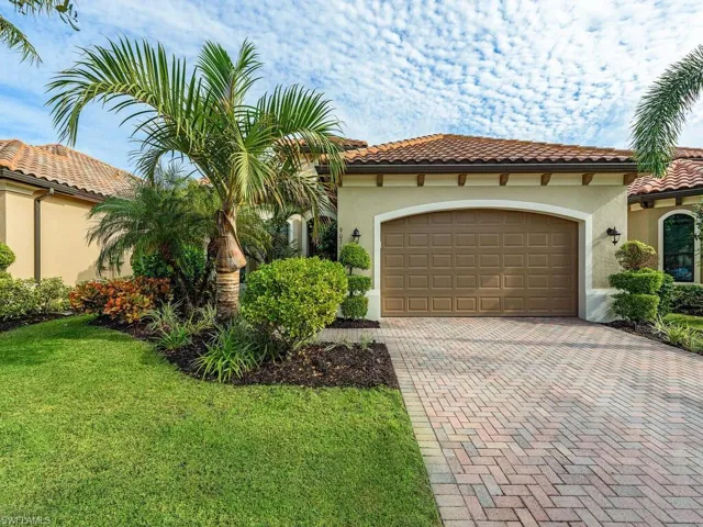 9076  Isla Bella  CIR, Bonita Springs, FL 34135