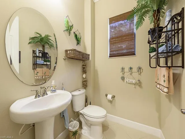 9076  Isla Bella  CIR, Bonita Springs, FL 34135