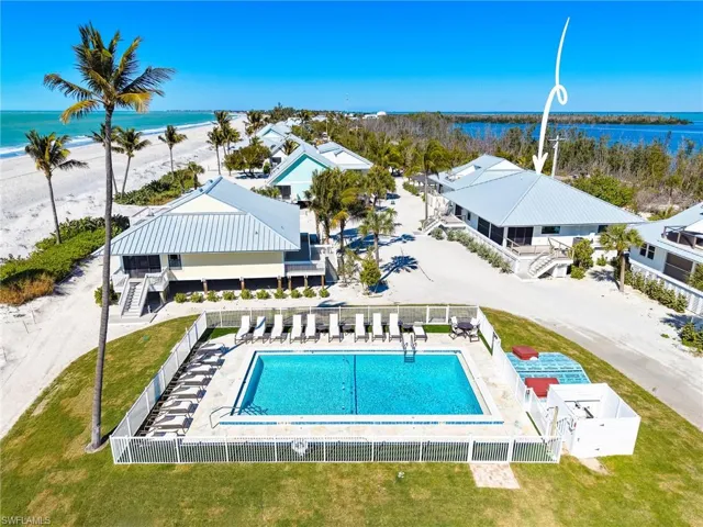 25 Beach Homes, Captiva, Florida 33924