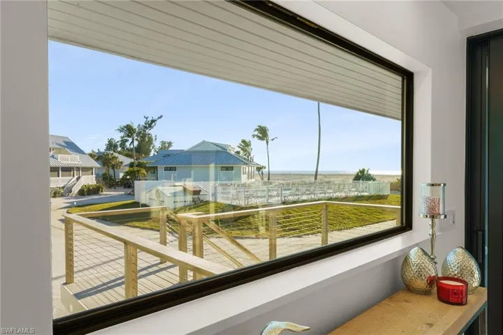 25 Beach Homes, Captiva, Florida 33924