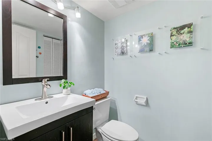 1733  San Bernadino  WAY, Naples, FL 34109